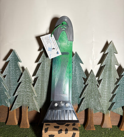 Tree Line Theme - Ski Scraper