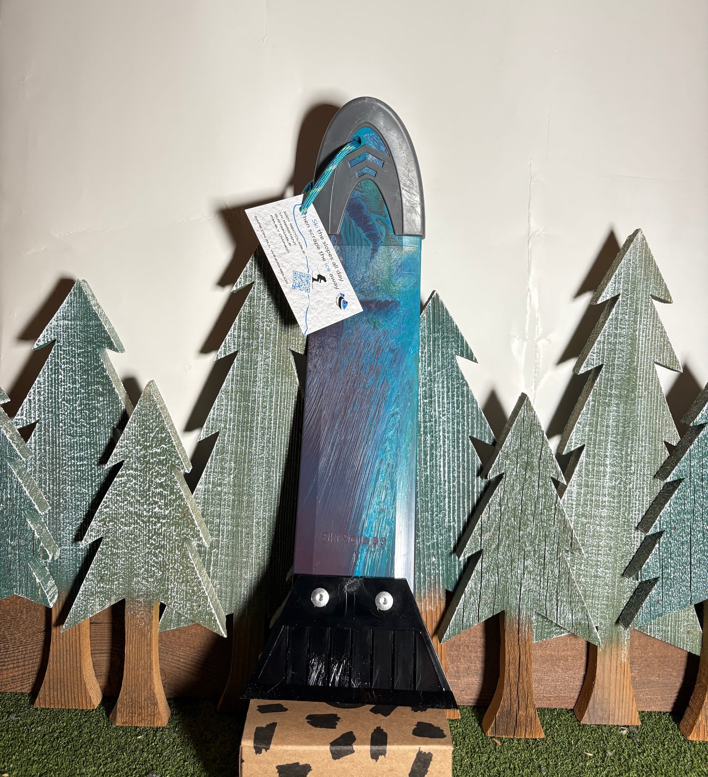 Bluebird Day Theme - Ski Scraper